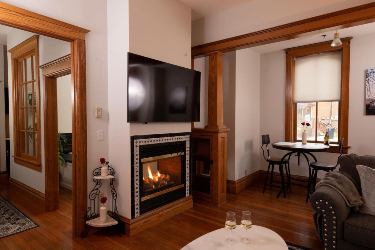 Riverboat Bed & Breakfast Galena
