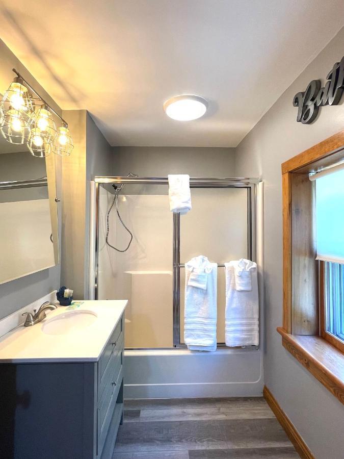 Riverboat Bed & Breakfast Galena